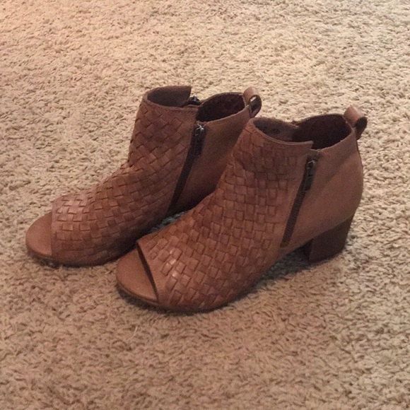 Naughty Monkey booties - Picture 2 of 4